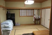 Awaji Tourist Trophy House Hotel a 