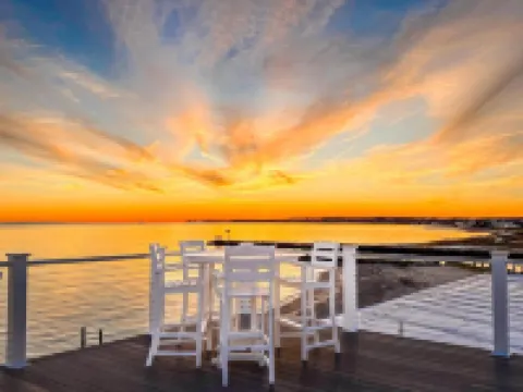 Falmouth Tides Hotels in Falmouth