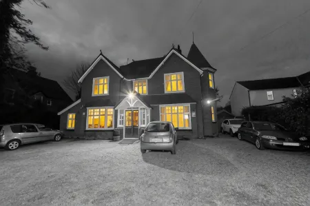 Gatwick Turret Guest House