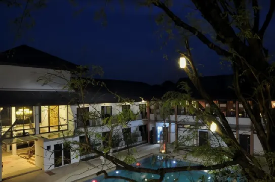 Monsane River Kwai Resort