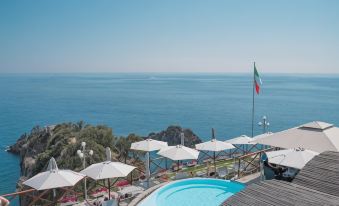Hotel Porto Roca