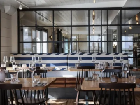 謝爾斯塔漁人碼頭旅館 西沃格島酒店