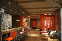 Ibis Winterthur City Hotels in Brütten