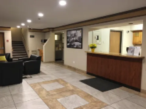 Super 8 by Wyndham Salmon Arm Hotels in Salmon Arm