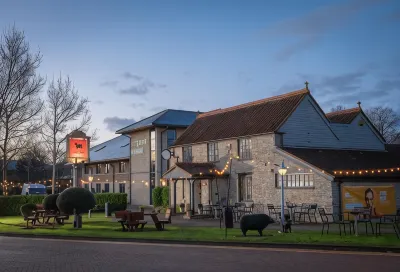 Lodge at Bristol Hotels near The Mall at Cribbs Causeway