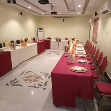 Erith Apartment & Suites