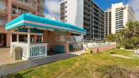 KING Bed! NO cleaning fee! OCEANFRONT, Studio, See the ocean from the bed!