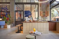 Moxy Sydney Airport - breakfast