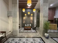 N5 Ratchawong Hostel Hotels near Ratchawong Pier