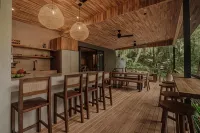 re center Hotels in San Francisco de Coyote