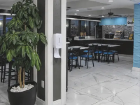 デイズ イン バイ ウィンダム マリアナ ジャクソンのホテル