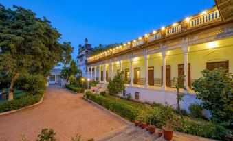 Neemrana's - Piramal Haveli