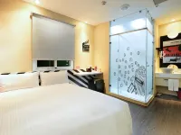 NL Concept Hotel Hôtels à proximité de : Station de métro Dadong
