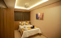 Hotel Emirates Hotels in Nileshwar