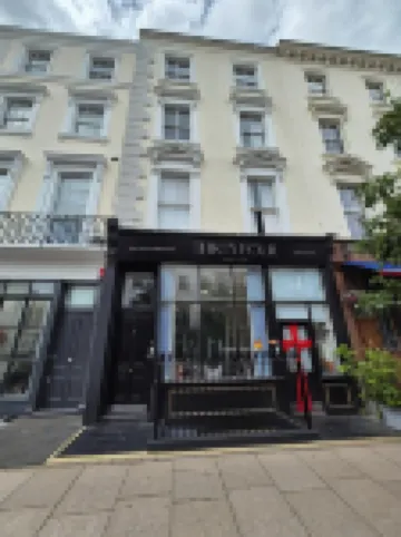 โรงแรมเดอะ เบเวอร์ลีย์ โรงแรมใกล้เซนต์เจมส์