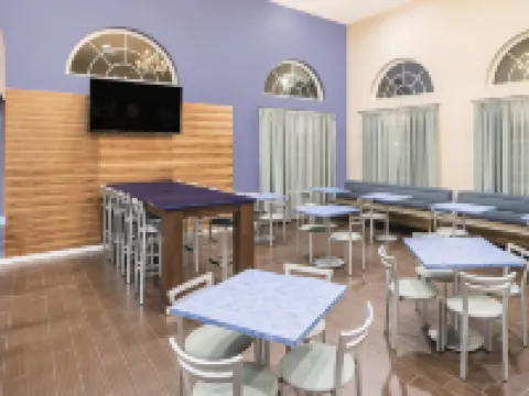 Days Inn & Suites by Wyndham Cherry Hill - Philadelphia Hotels in Cherry Hill