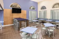 Days Inn & Suites by Wyndham Cherry Hill - Philadelphia Hotels in Cherry Hill