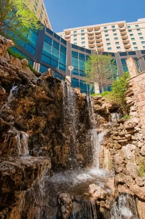 Embassy Suites by Hilton San Antonio Riverwalk Downtown