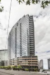 Kula Docklands - Swimmingpools