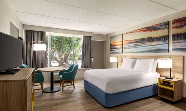 Days Inn by Wyndham Cocoa Beach Port Canaveral