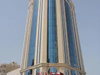 Horizon Manor Hotel Hotels near The Corniche