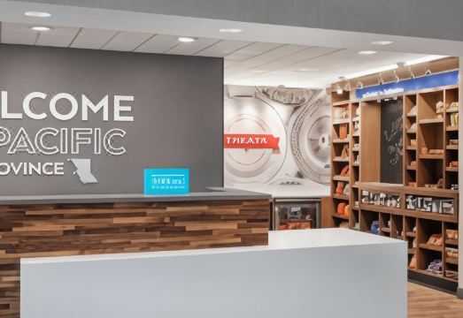 햄프턴 인 & 스위트 바이 힐튼 킬로나 에어포트