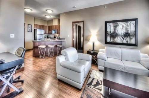 Grand Inn & Residence- Grande Prairie - Apartments
