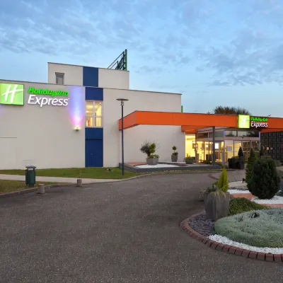 Holiday Inn Express 斯特拉斯堡 - 南基 Decathlon Strasbourg Geispolsheim附近的飯店