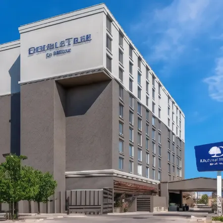 DoubleTree by Hilton Denver Cherry Creek