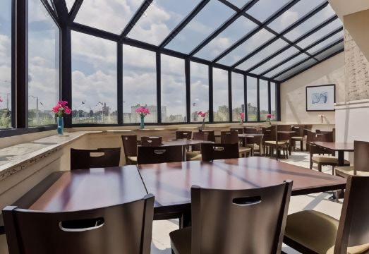 베스트 웨스턴 런던 에어포트 인 & 스위트