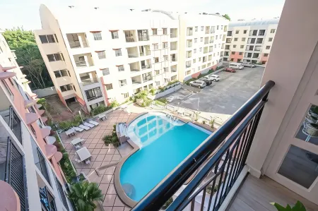 Clockworkorange Luxury Suites Отели рядом с достопримечательностью «Мактан»