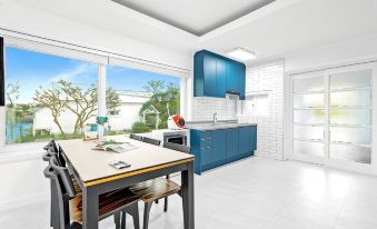 Taean (Anmyeondo) the Sea Where the Moon Stays Pension