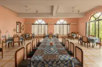 Gulaab Niwaas Palace