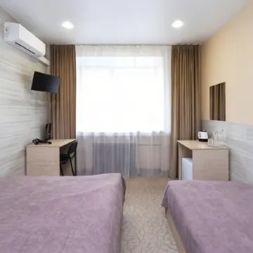 Гостиница Центральная Отели рядом с достопримечательностью «Новосибирский государственный краеведческий музей»