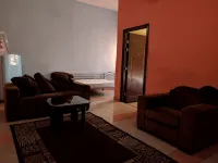 Clen-Phil Hotels - Deluxe Standard Close to Many Attractions