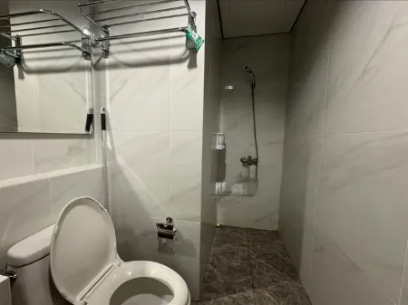 The Smith 1BR Apartment by Giveley @Alam Sutera Close to IKEA Отели рядом с достопримечательностью «Bumi Perkemahan Situ Cipondoh»