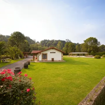 Piscina en Casa Rural Con Encanto El Puentuco Una de las Casas Mas Valoradas de Cantabria