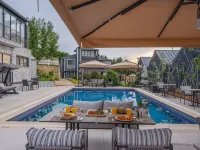 Alya Kartepe Villa Hotel - Pools