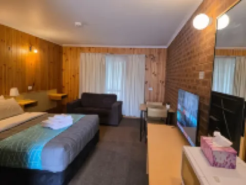 Country Roads Motor Inn Hotels in Narrandera