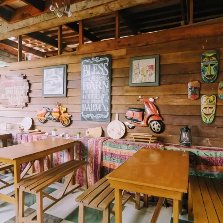 D'Barn Hostel