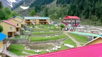 Hotel Village Inn Naran - Mountain view