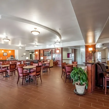 Garner Hotel Lawton - Fort Sill Area