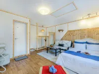 Inje Baekdam Fragrance Pool Villa Hotels near Baekdam Temple
