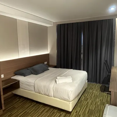 Li Garden Hotel Hotels near Masjid Taman Tanjung Puteri Resort