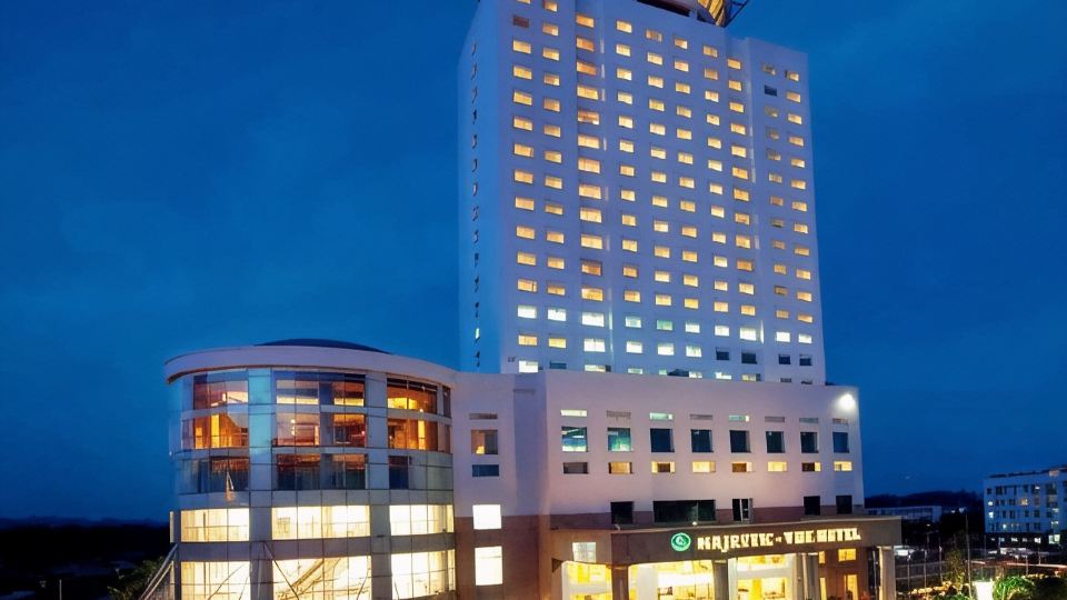 Majestic Mong Cai Hotel