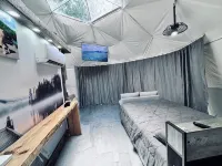 Private Dome w, Hot Tub & Outdoor Shower Lake Views Couples Retreat