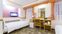 Toyoko Inn Okayama-eki Nishi-guchi Migi