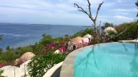 Mentigi Bay Dome Villas
