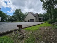 Wintergreen Mountain Top Escape: Steps to Golf, Hiking & High-Country Views