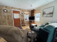 Loon Camp. 랭글리 호텔
